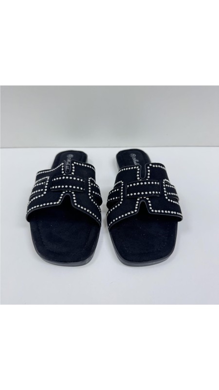 SANDALIA PLANA TACHAS NEGRO 2