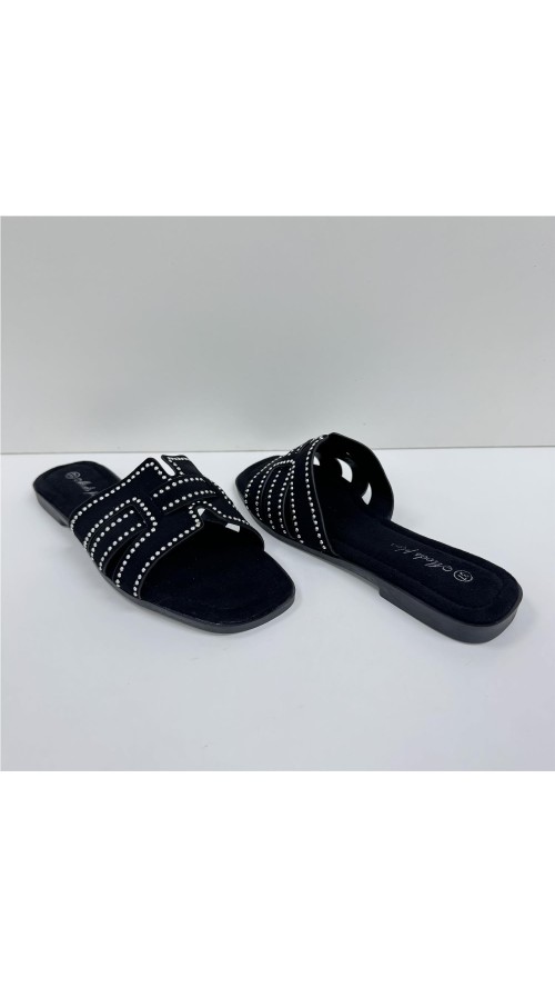SANDALIA PLANA TACHAS NEGRO