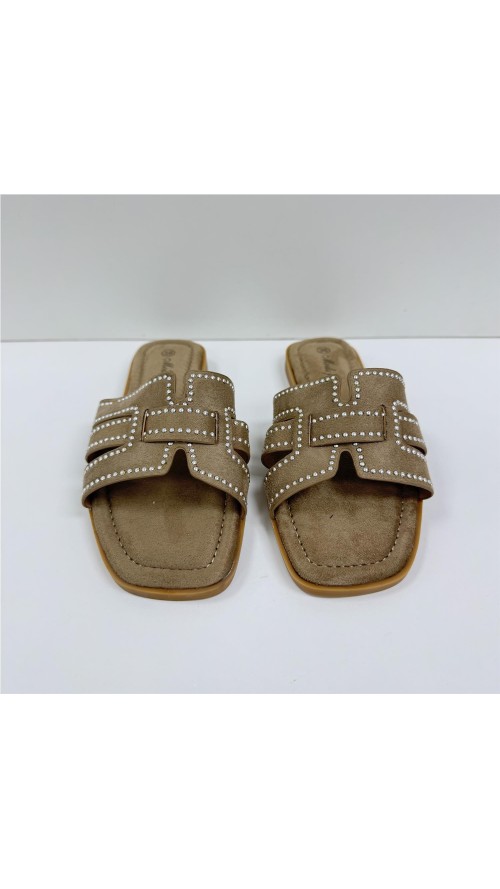 SANDALIA PLANA TACHAS TAUPE