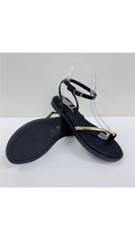 SANDALIA PLANA CON ADORNO ORO NEGRO 2