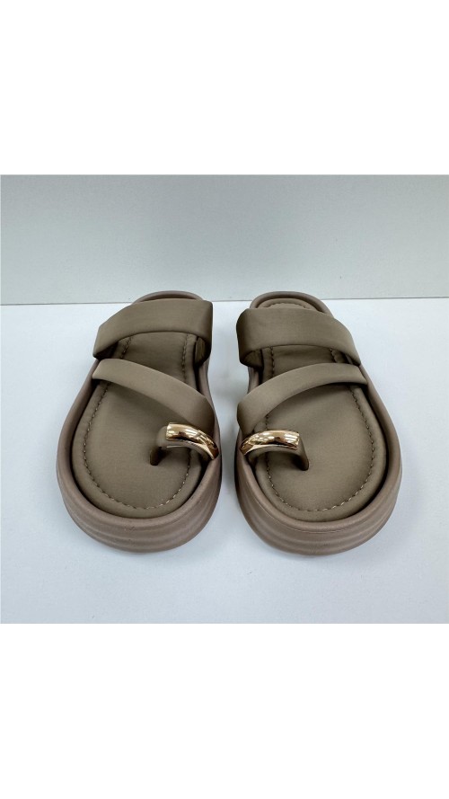 SANDALIA TIRA ADORNO METAL TAUPE