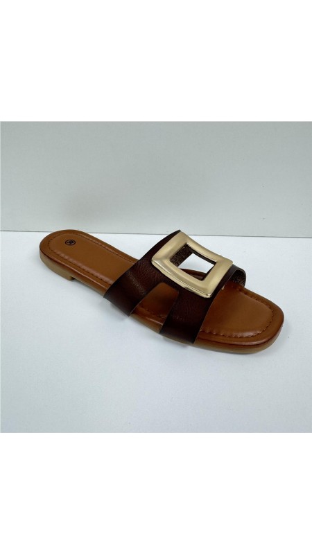 SANDALIA PLANA ADORNO METALICO MARRON
