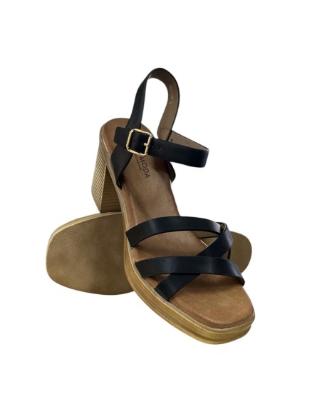 SANDALIA DE TACON TIRAS DE NAP NEGRO