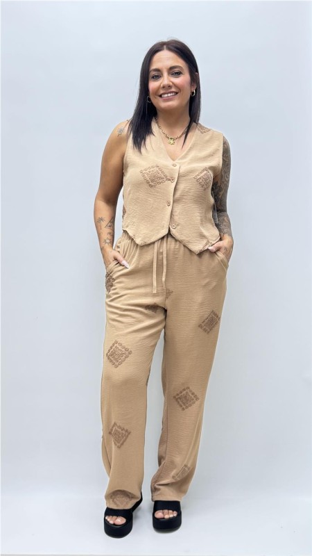 CONJUNTO ADELA CAMEL