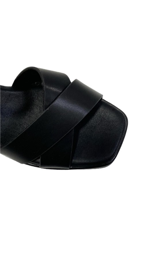 SANDALIA TACON SPORT NEGRO