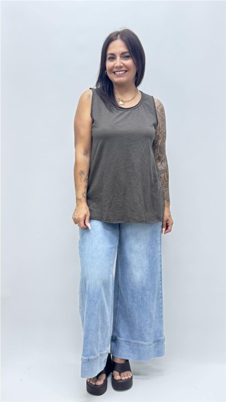 CAMISETA TIRANTA PAULA MARRON 2