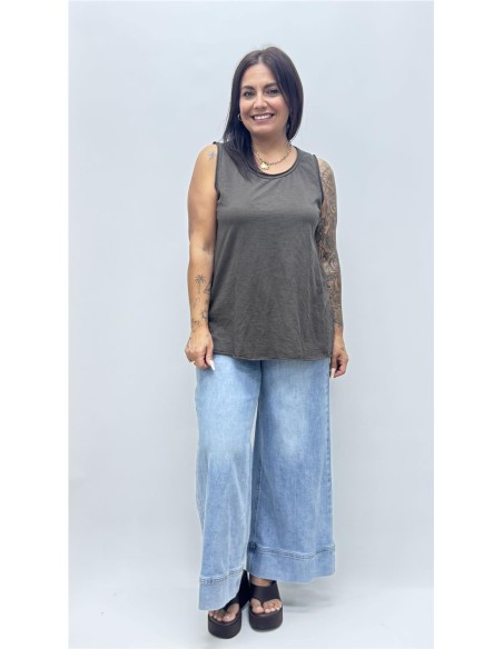 CAMISETA TIRANTA PAULA MARRON