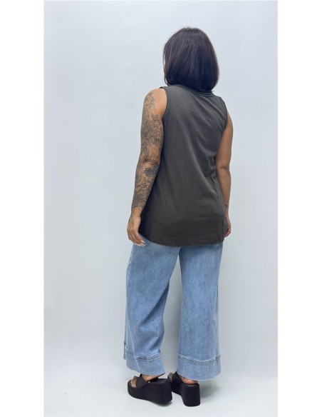 CAMISETA TIRANTA PAULA MARRON