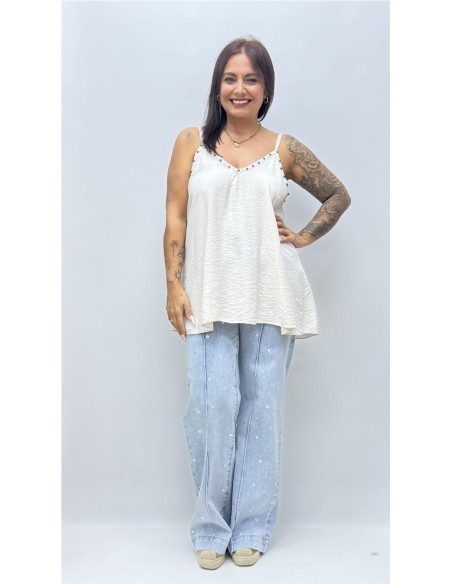 TOP AMAYA BEIG
