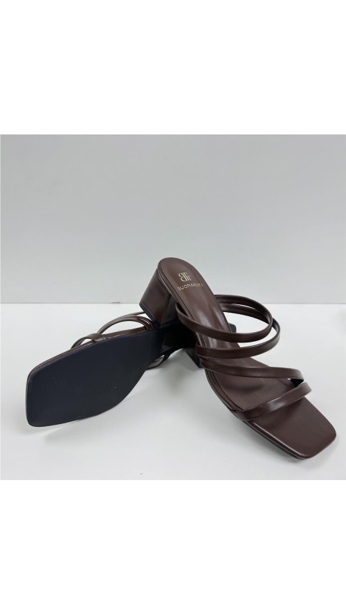 PINKY TIRAS DE NAPA MARRON