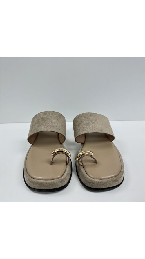 SANDALIA PLANA DEDO ORO TAUPE