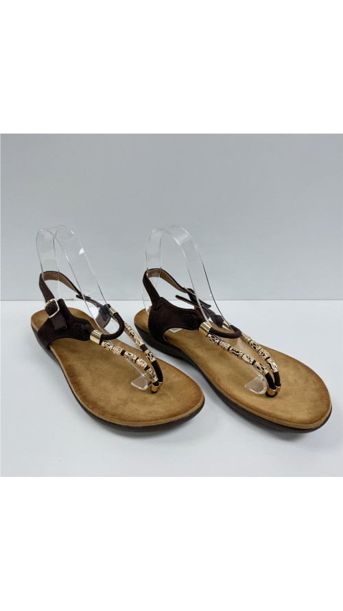 SANDALIA DEDO TIRAS METAL MARRON