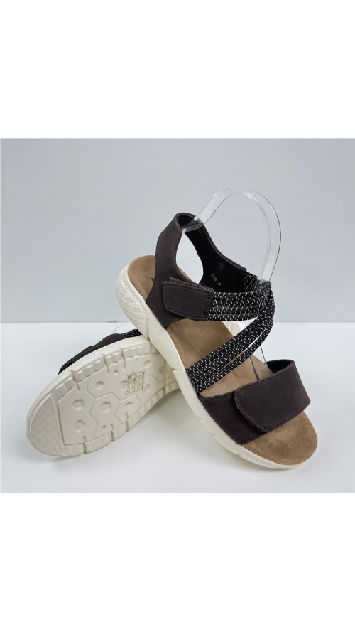 SANDALIA PLANA CON VELCROS MARRON