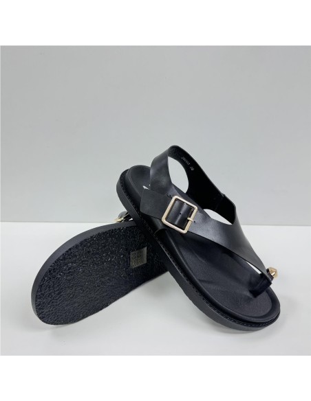 SANDALIA PISO ANCHO CON HEBILL NEGRO