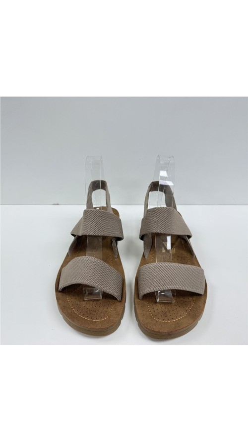 SANDALIA PLANA CON ELASTICOS CAMEL