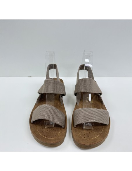 SANDALIA PLANA CON ELASTICOS CAMEL