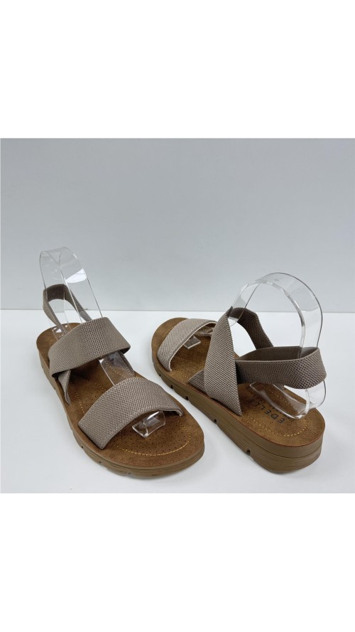 SANDALIA PLANA CON ELASTICOS CAMEL