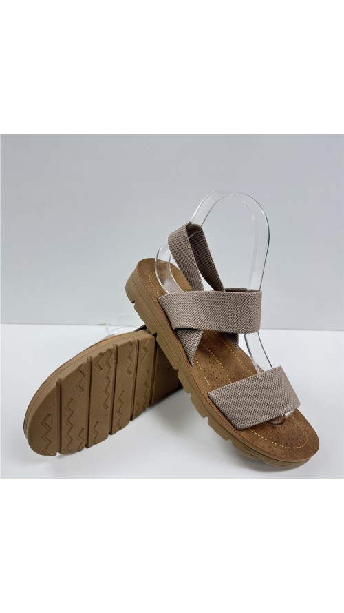SANDALIA PLANA CON ELASTICOS CAMEL
