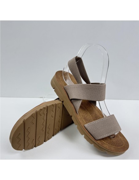 SANDALIA PLANA CON ELASTICOS CAMEL