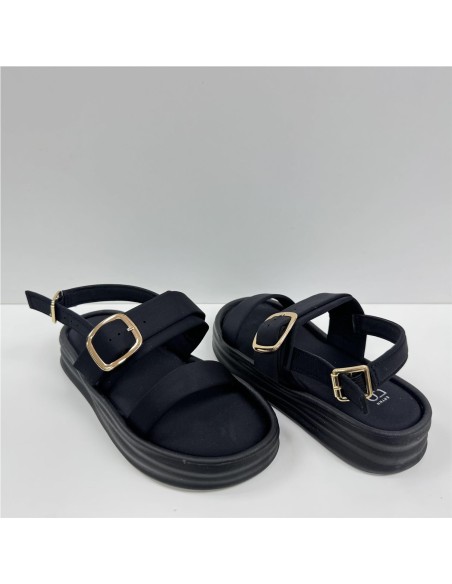 SANDALIA PISO ANCHO CON HEBILL NEGRO