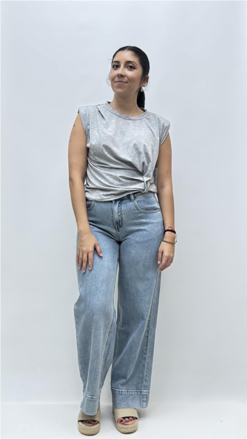 CAMISETA NUDO GRIS