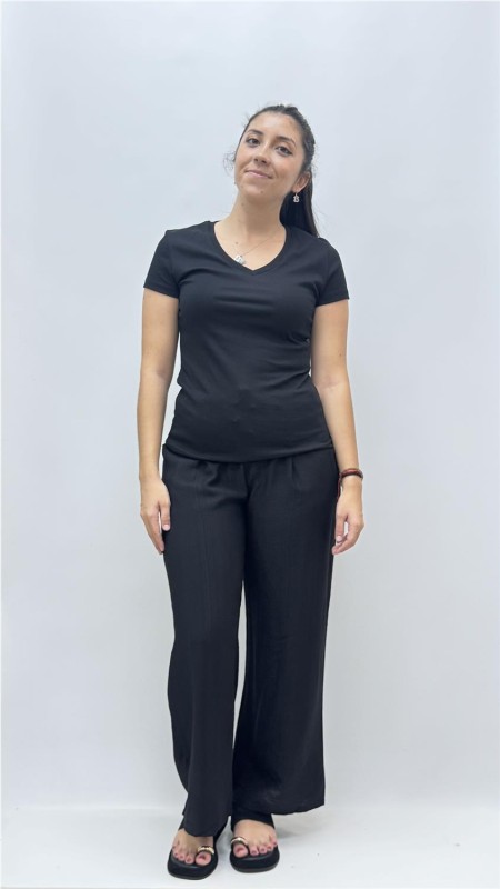 CAMISETA AGOSTO NEGRO