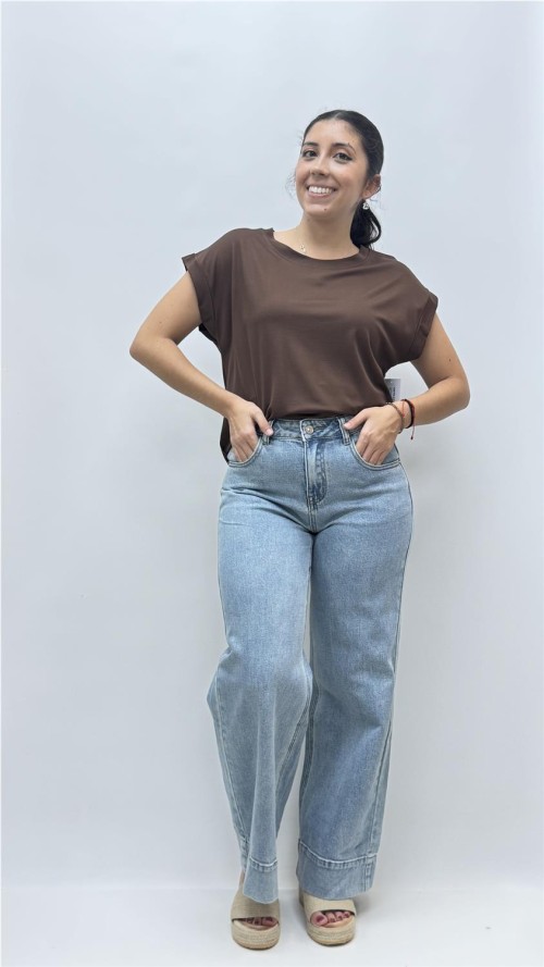 CAMISETA ESTELA MARRON