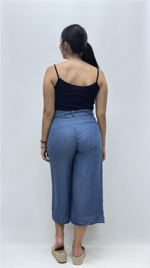 PANTALON DIANA BOTON VAQUERO CLARO