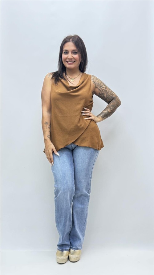 TOP CARLOTA MARRON