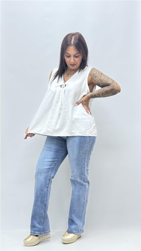 TOP CLOE LISO BLANCO 2
