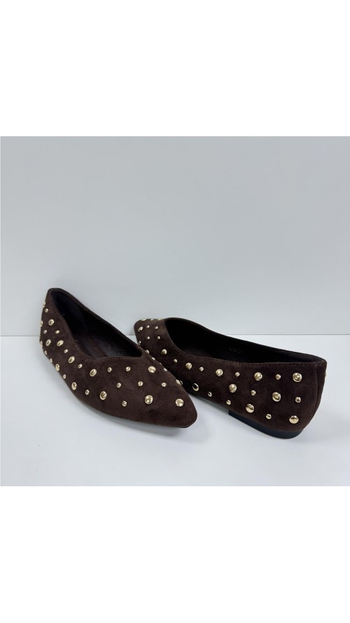 MANOLETINA TACHUELAS DE PICO MARRON