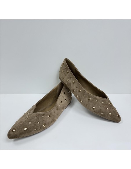 MANOLETINA TACHUELAS DE PICO CAMEL