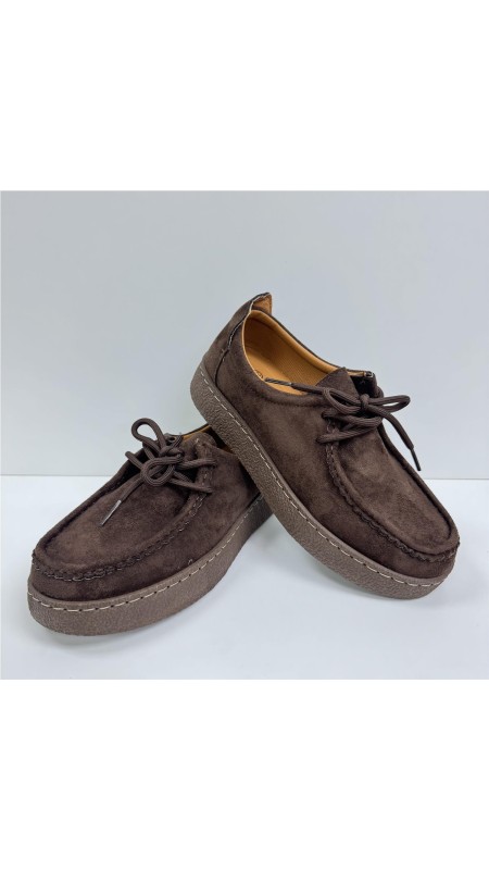 MOCASIN SERRAJE CON RIVETE MARRON 2