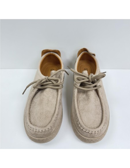 MOCASIN SERRAJE CON RIVETE BEIG