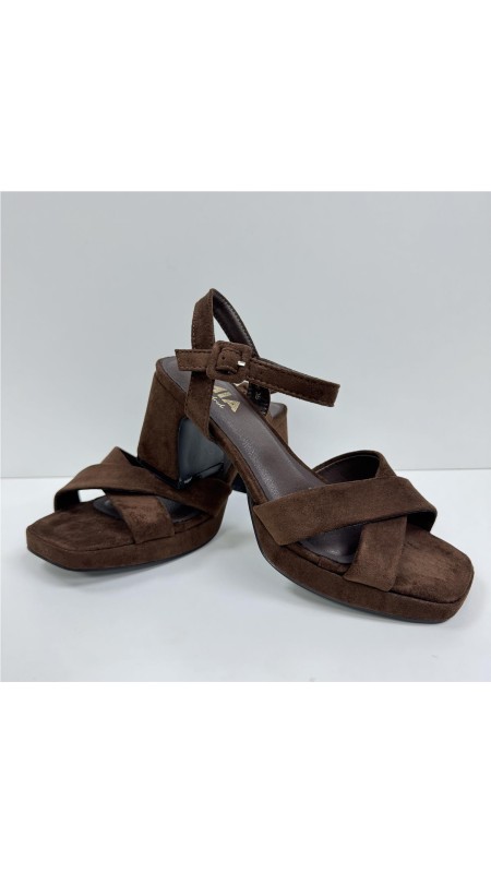 SANDALIA CRUZADA MARRON 2