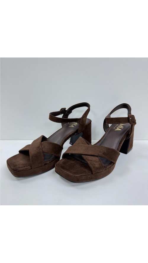 SANDALIA CRUZADA MARRON