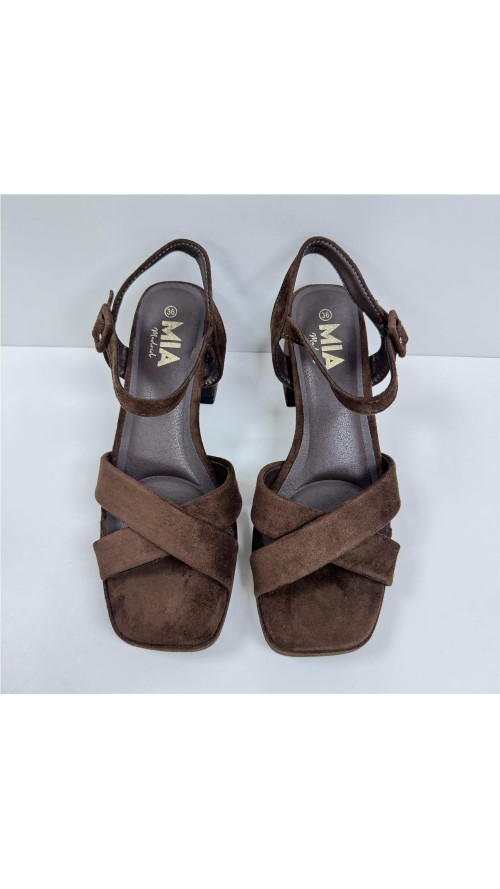 SANDALIA CRUZADA MARRON