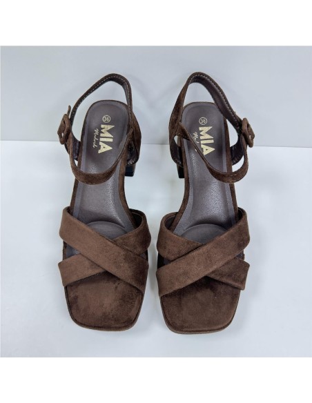 SANDALIA CRUZADA MARRON
