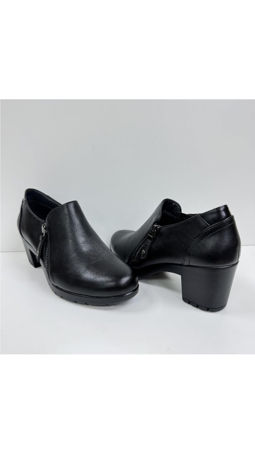 ZAPATO ABOTINADO CON PISO GOMA NEGRO