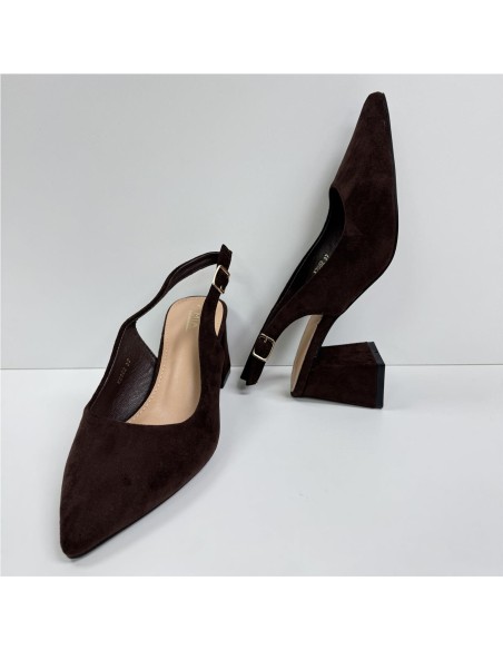 SALON DESTALONADO, TACON ANCHO MARRON