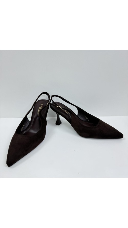 SALON DESTALONADO, TACON FINO MARRON