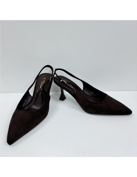 SALON DESTALONADO, TACON FINO MARRON
