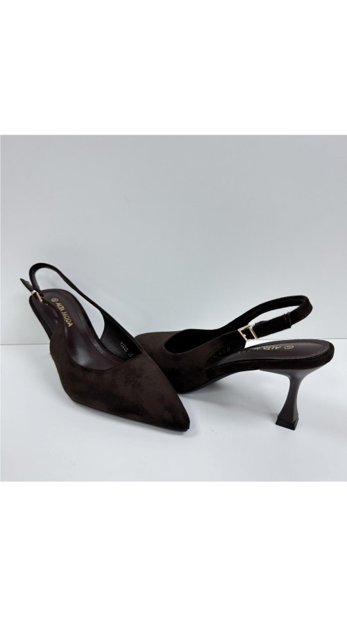 SALON DESTALONADO, TACON FINO MARRON