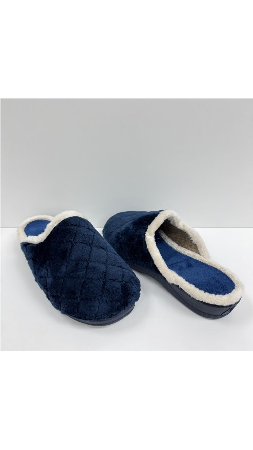 ZAPATILLA CON BORDE DE PELO MARINO
