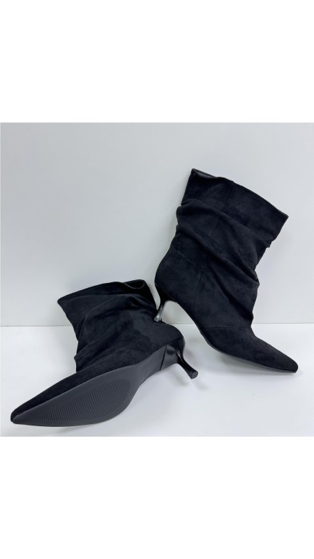 BOTIN ARRUGADO DE SERRAJE NEGRO 2