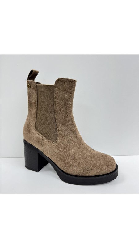 BOTIN CON ELASTICO Y SERRAJE TAUPE