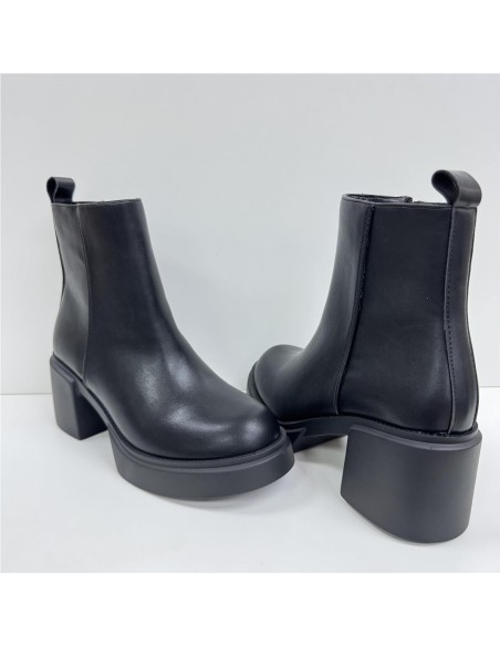 BOTIN POLIPIEL PISO ANCHO NEGRO
