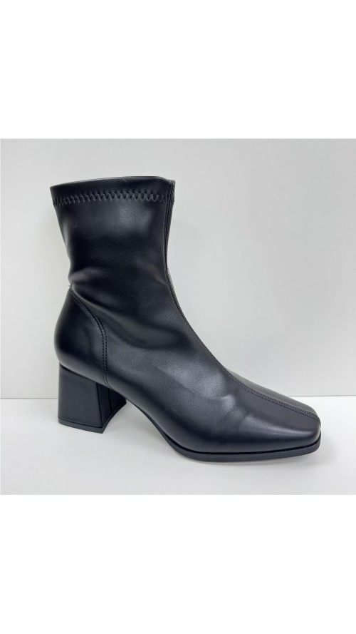 BOTA ELASTICA POLIPIEL NEGRO