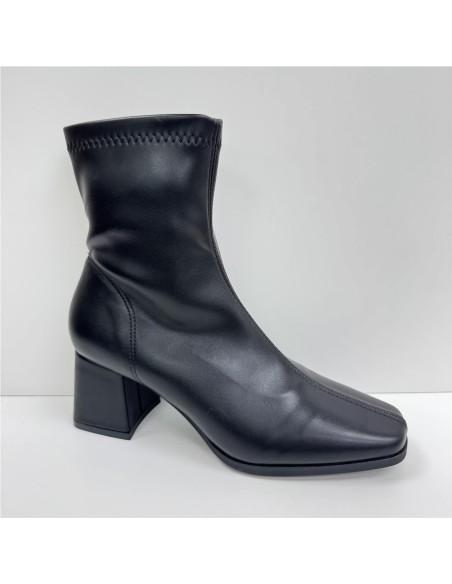 BOTA ELASTICA POLIPIEL NEGRO