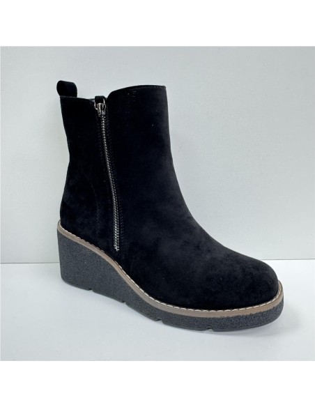 BOTA DE CUÑA DE SERRAJE NEGRO